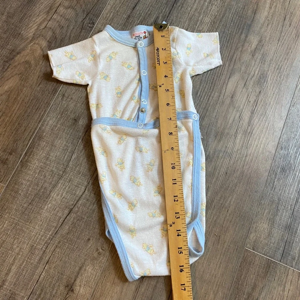 Vintage Winnie the Pooh Baby Gown Sleeper White Blue Snap Front USA Made Small